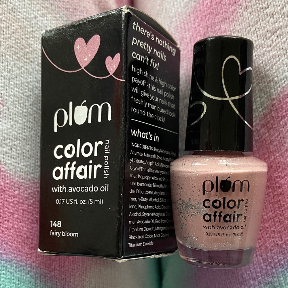 🆕 Plum Color Affair Nail Polish in fairy bloom 5ml